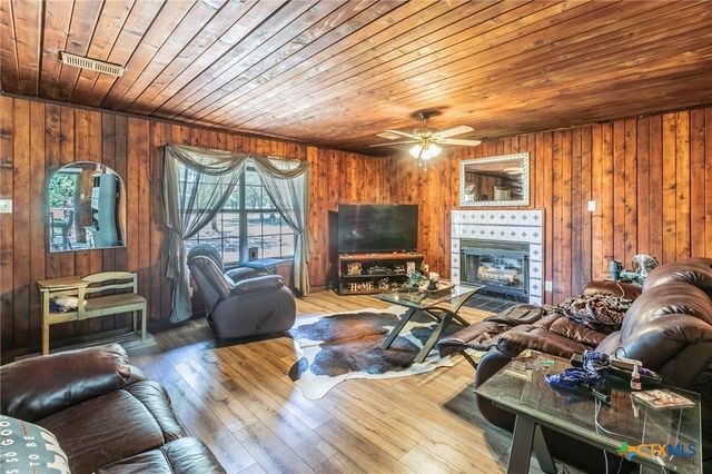 16480 Fm 2268, Holland, TX 76534