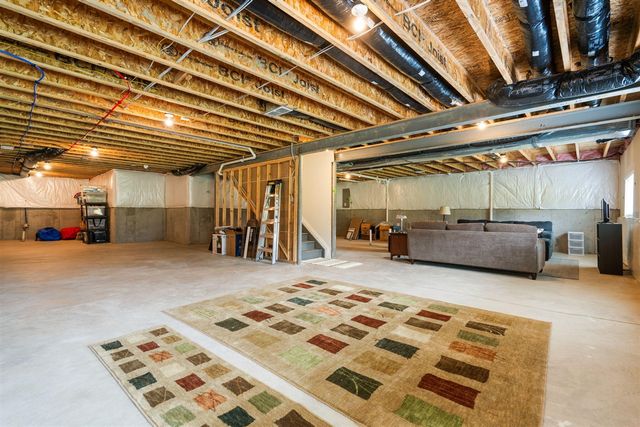 568 Ivyland Street, Ann Arbor, MI 48108
