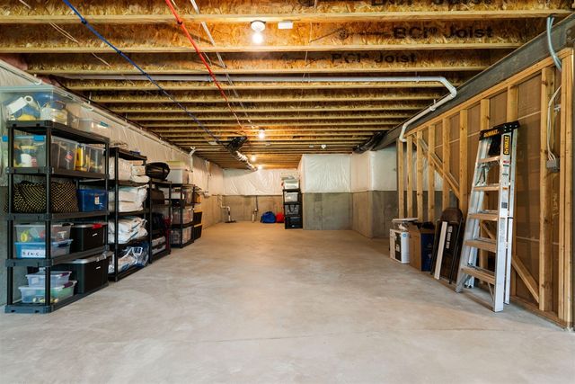 568 Ivyland Street, Ann Arbor, MI 48108