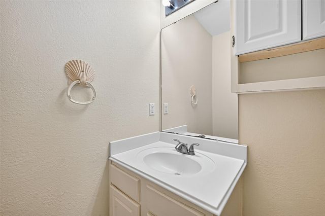 8414 Dovecott Lane, Houston, TX 77083