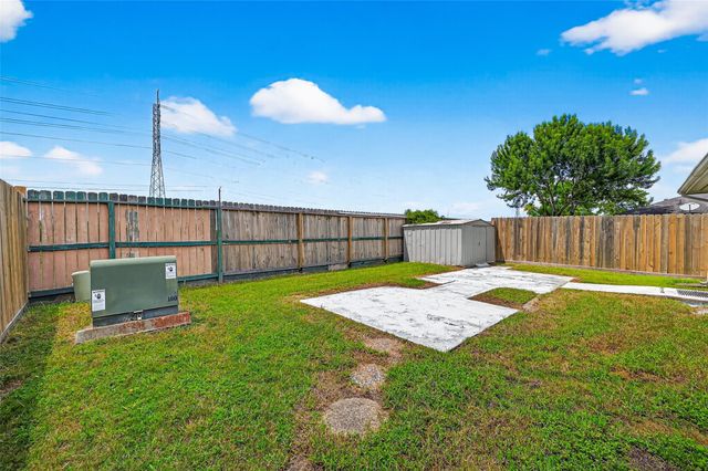 8414 Dovecott Lane, Houston, TX 77083
