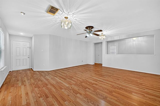 8414 Dovecott Lane, Houston, TX 77083
