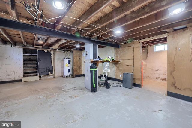 27 PLYMOUTH AVE, Lancaster, PA 17602