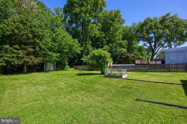 27 PLYMOUTH AVE, Lancaster, PA 17602