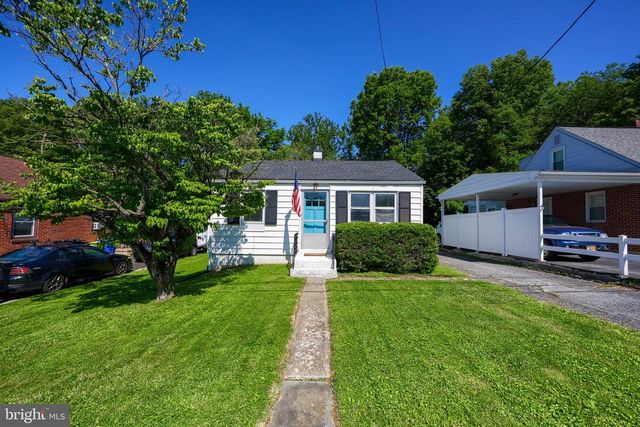 27 PLYMOUTH AVE, Lancaster, PA 17602