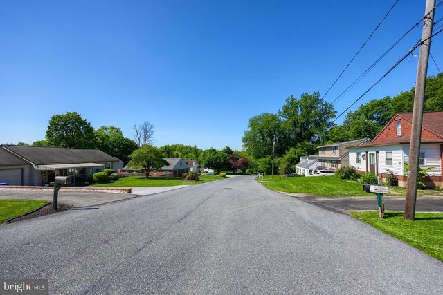 27 PLYMOUTH AVE, Lancaster, PA 17602