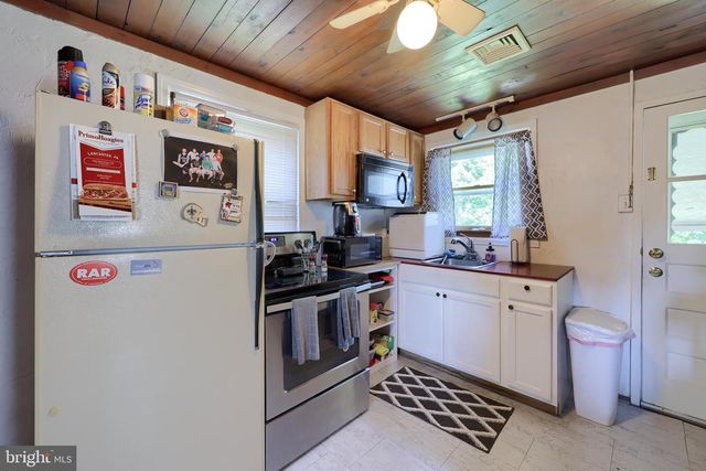 27 PLYMOUTH AVE, Lancaster, PA 17602