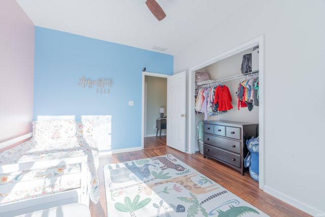 9417 S Harbour Pointe Drive, Bloomington, IN 47401