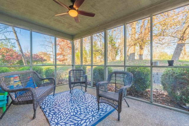 9417 S Harbour Pointe Drive, Bloomington, IN 47401