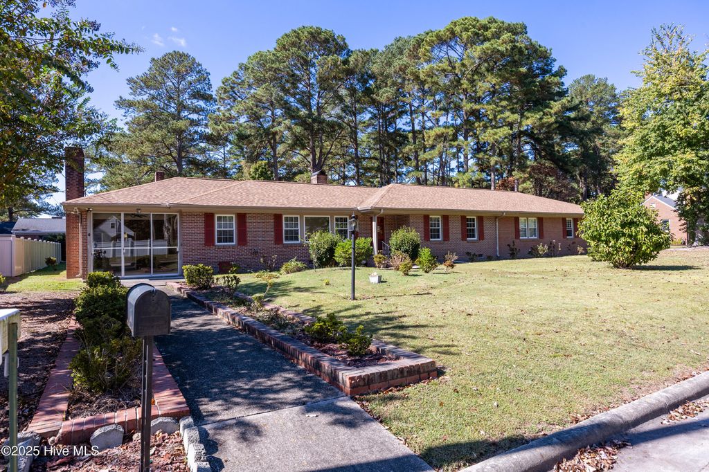 1103 Treemont Road NW, Wilson, NC 27896