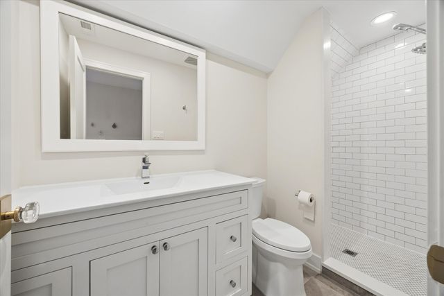37 S Stough Street, Hinsdale, IL 60521