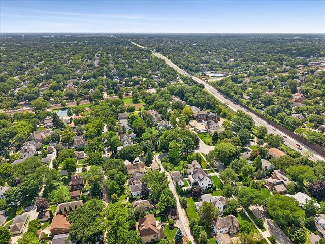 37 S Stough Street, Hinsdale, IL 60521