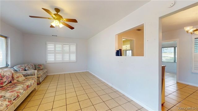 121 N Seminole Avenue, Inverness, FL 34450