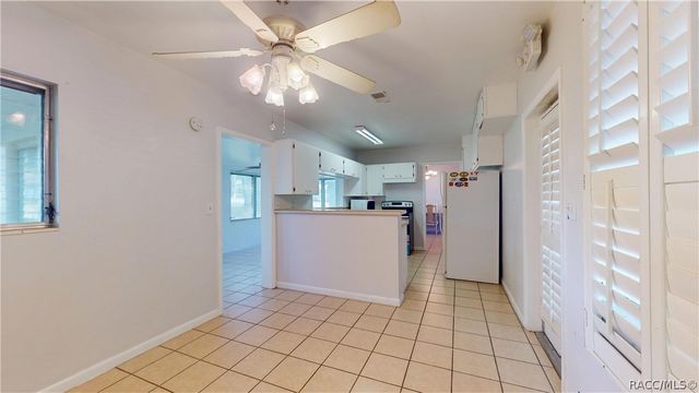 121 N Seminole Avenue, Inverness, FL 34450