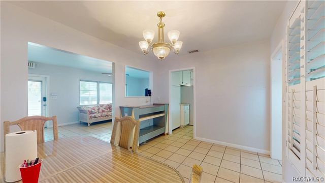 121 N Seminole Avenue, Inverness, FL 34450
