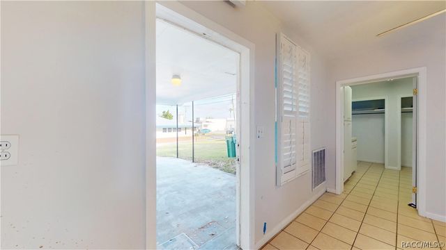 121 N Seminole Avenue, Inverness, FL 34450