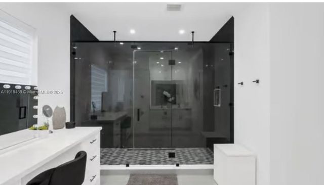 18261 SW 224th St, Miami, FL 33170