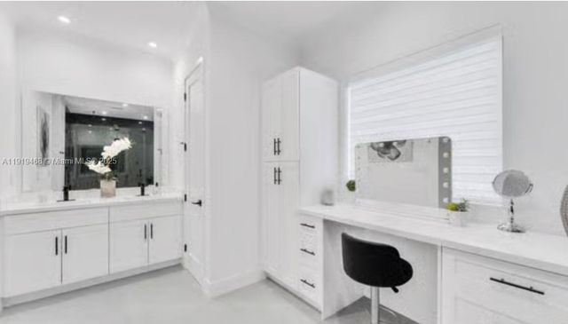 18261 SW 224th St, Miami, FL 33170