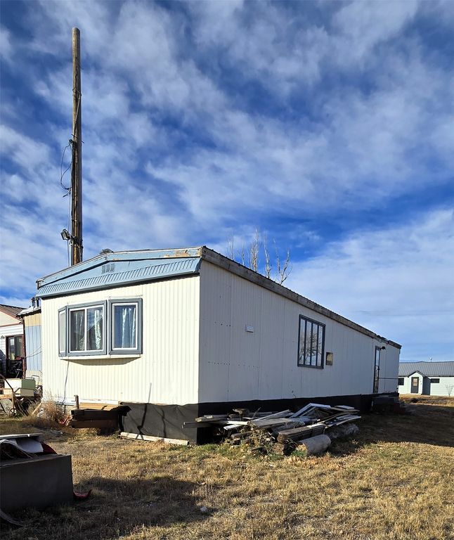 125 5th Avenue NE, Cut Bank, MT 59427 photo 2