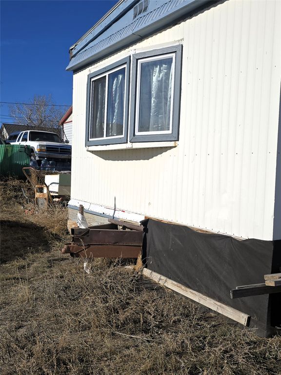 125 5th Avenue NE, Cut Bank, MT 59427 photo 3