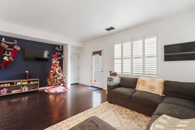 2363 Old Rose Ln, Turlock, CA 95382