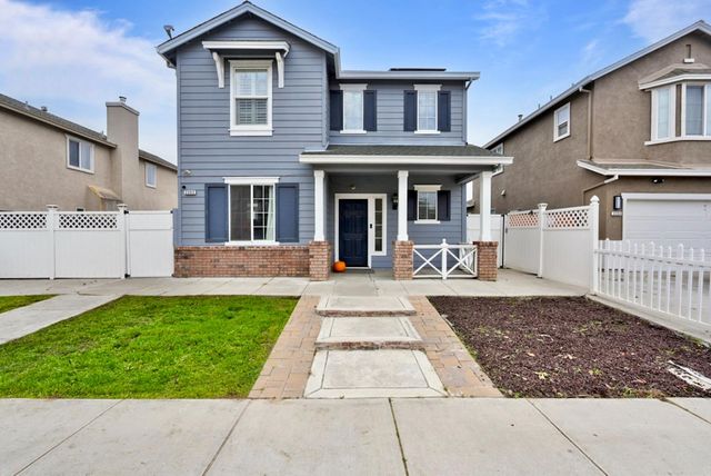 2363 Old Rose Ln, Turlock, CA 95382