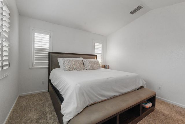 2363 Old Rose Ln, Turlock, CA 95382