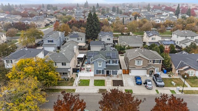 2363 Old Rose Ln, Turlock, CA 95382