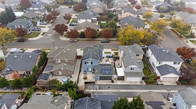 2363 Old Rose Ln, Turlock, CA 95382