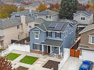 2363 Old Rose Ln, Turlock, CA 95382