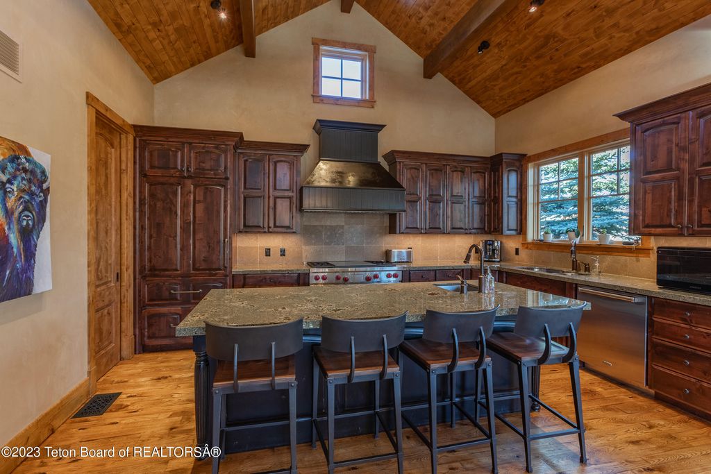 2790 W PEREGRINE Lane, Jackson, WY 83001 photo 10