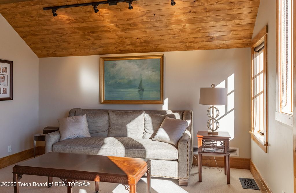 2790 W PEREGRINE Lane, Jackson, WY 83001 photo 16