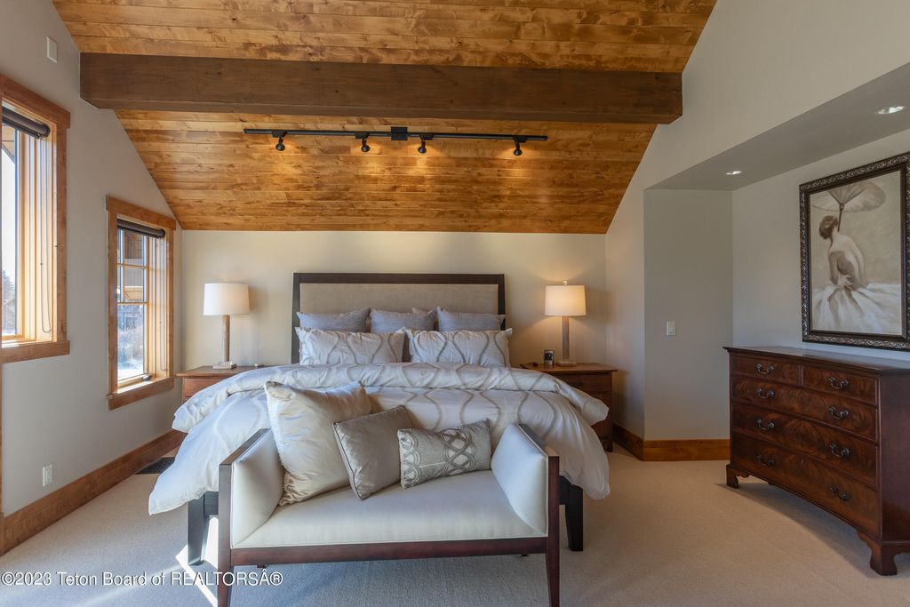 2790 W PEREGRINE Lane, Jackson, WY 83001 photo 18