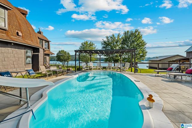 348 COUNTY ROAD 473, Clanton, AL 35046