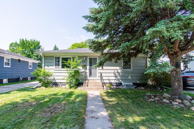419 18th Street S, Moorhead, MN 56560