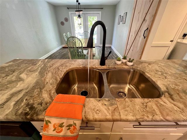 1014 E CRAWFORD STREET, Tampa, FL 33604