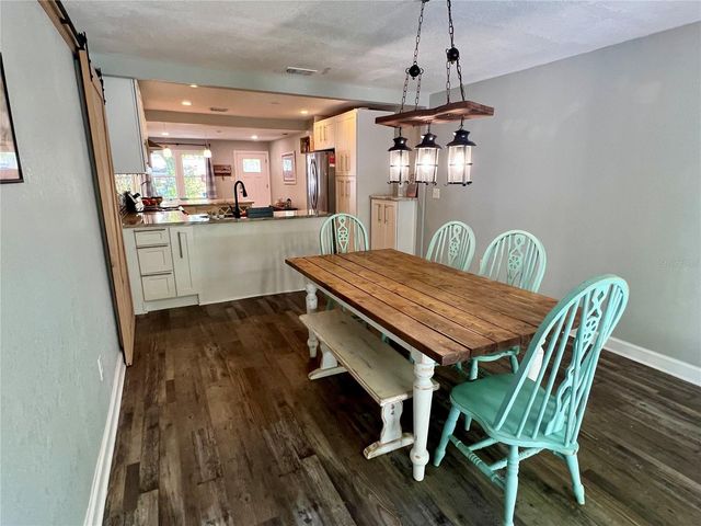 1014 E CRAWFORD STREET, Tampa, FL 33604