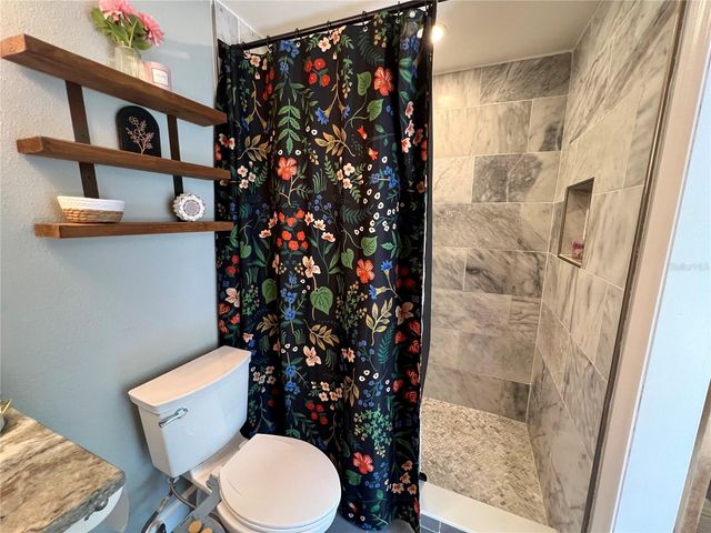 1014 E CRAWFORD STREET, Tampa, FL 33604