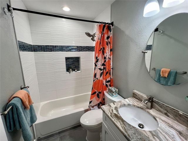 1014 E CRAWFORD STREET, Tampa, FL 33604