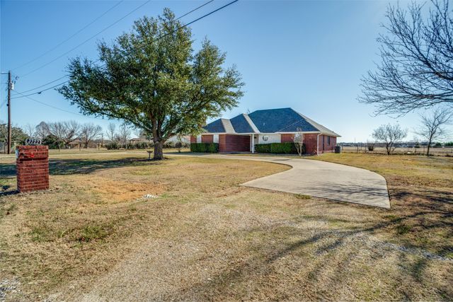 3722 Carrie Lane, St Paul, TX 75098