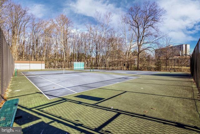 7501 DEMOCRACY BLVD #B-432, Bethesda, MD 20817