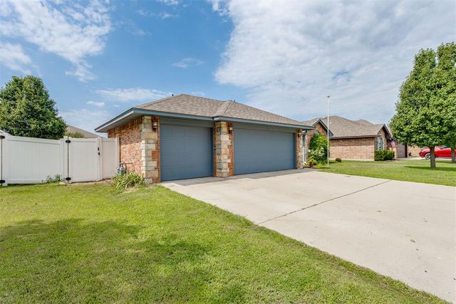 1178 SE 16th Place, Newcastle, OK 73065