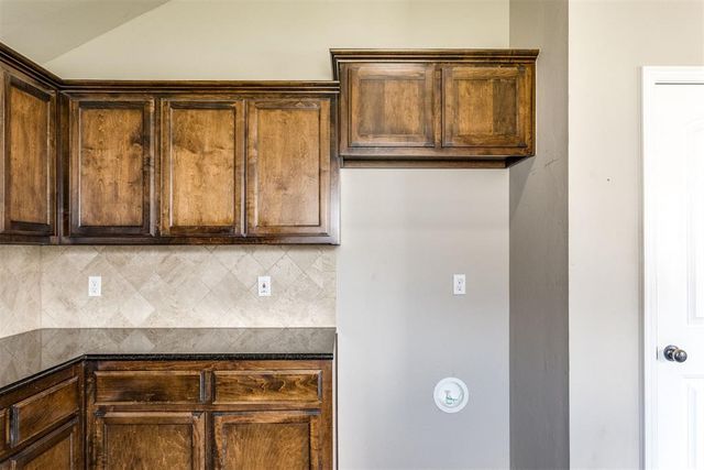 1178 SE 16th Place, Newcastle, OK 73065