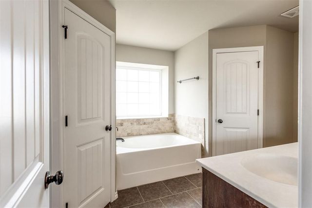 1178 SE 16th Place, Newcastle, OK 73065
