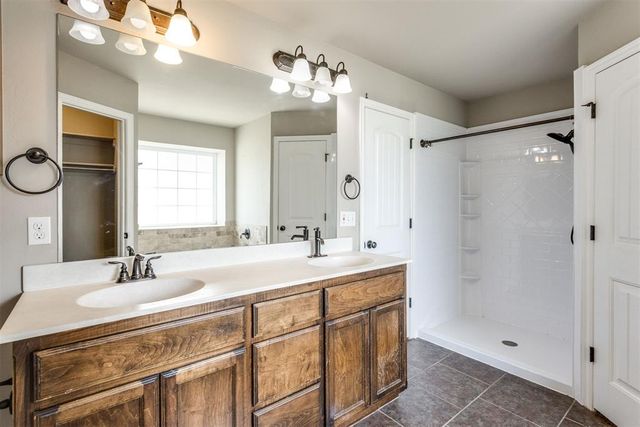 1178 SE 16th Place, Newcastle, OK 73065