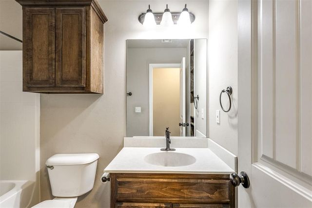 1178 SE 16th Place, Newcastle, OK 73065