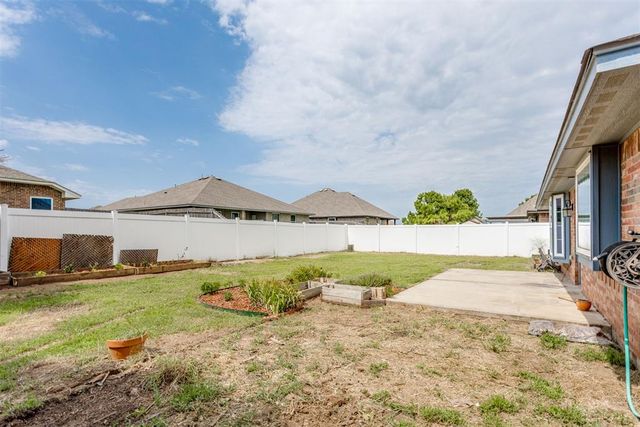 1178 SE 16th Place, Newcastle, OK 73065