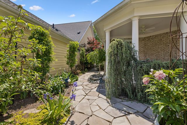 339 Rosebud Cir, Franklin, TN 37064