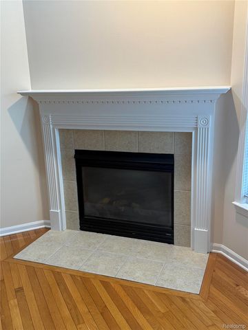 21629 Knights Lane, Brownstown Charter Township, MI 48183