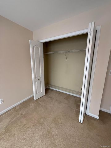 21629 Knights Lane, Brownstown Charter Township, MI 48183